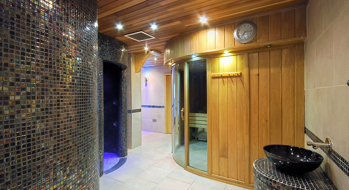 bespoke indoor swimming pools